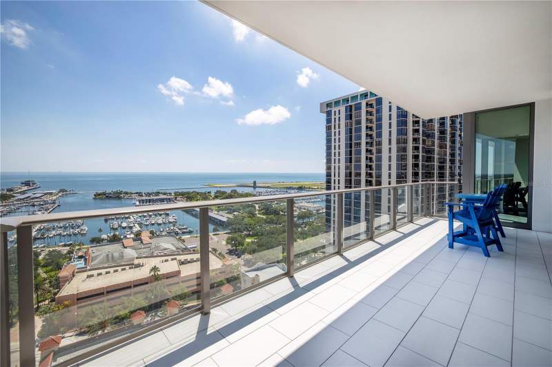 2 bedroom Condominium at 100 1st Avenue #1804, One St Petersburg Condo, St Petersburg — photo 3