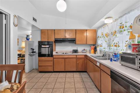 2604 Reef Court, Orlando FL - photo 8 of 17