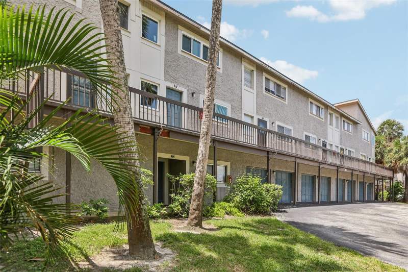 2 bedroom Condominium at 6325 Newtown Circle #25B2, North Bay Village Condo, Tampa — photo 3