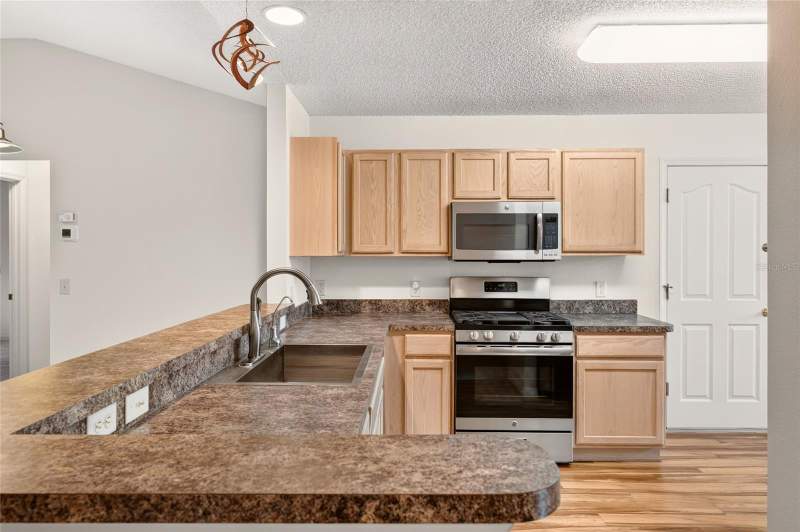 3 bedroom Single Family Residence at 17728 SE 81st Wynstone Avenue, The Villages, The Villages — photo 4