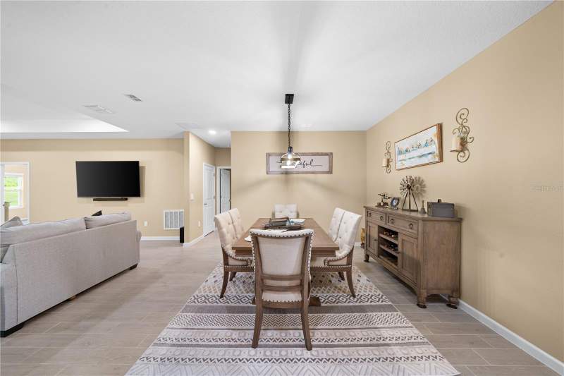4 bedroom Single Family Residence at 13669 NW Convergence Boulevard, Trailhead Landing, Alachua — photo 4
