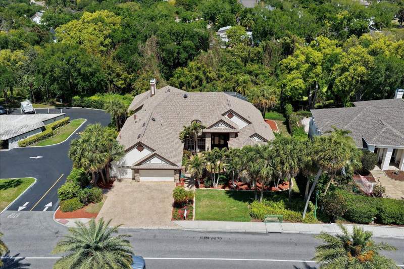 4 bedroom Single Family Residence at 280 Belleview Boulevard, Gatehouse Woods, Belleair — photo 3