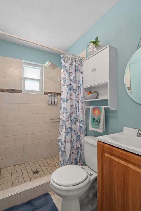 7906 Woodvine Circle, Tampa FL - photo 15 of 34