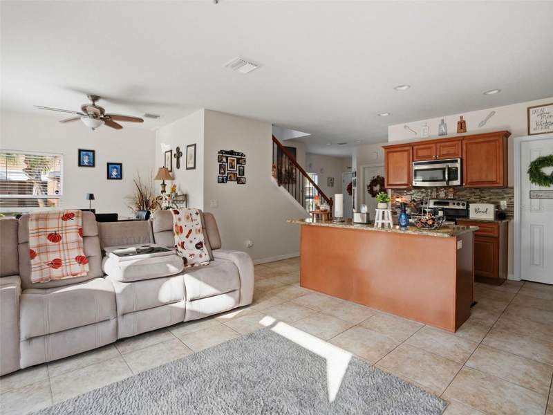 3 bedroom Townhouse at 1868 Sommarie Way, Townhomes At Brittany Park, Tarpon Springs — photo 4