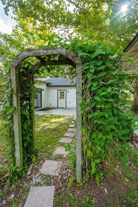 25518 NW County Road 241, Alachua FL - photo 16 of 73