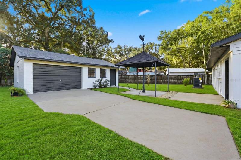 2 bedroom Single Family Residence at 2209 Cordova Drive, Highland Park Rep Of Blk 10, Sanford — photo 2