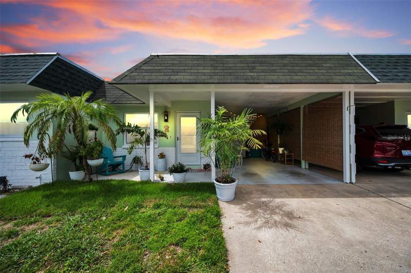 845 SKY LOCH DRIVE home for sale in Skye Loch Villas Unrec