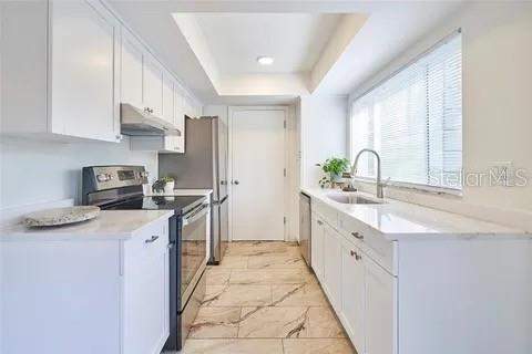 3 bedroom Condominium at 11713 Raintree Drive, Raintree Manor Homes Condomini, Tampa — photo 5