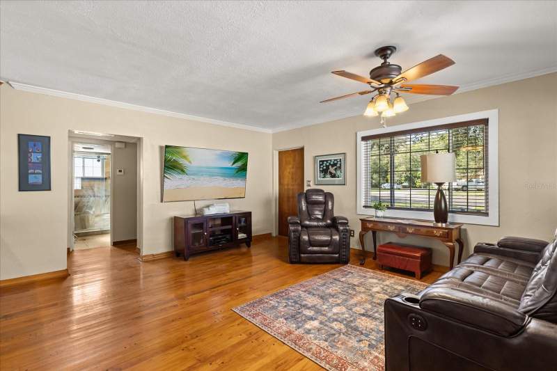 2 bedroom Single Family Residence at 4237 Dr Martin Luther King Jr Street, Euclid Manor, St Petersburg — photo 3