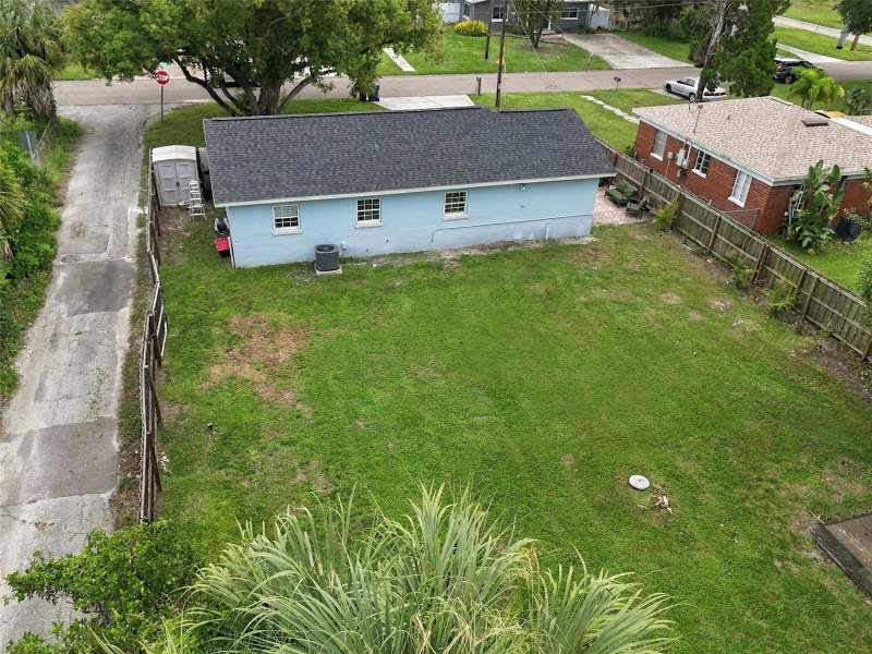 2 bedroom Single Family Residence at 806 N Gomez Avenue, 4IK | Highway Park, Tampa — photo 4