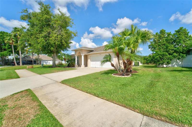3 bedroom Single Family Residence at 1514 Oracle Drive, Cypress Creek Village A, Ruskin — photo 3