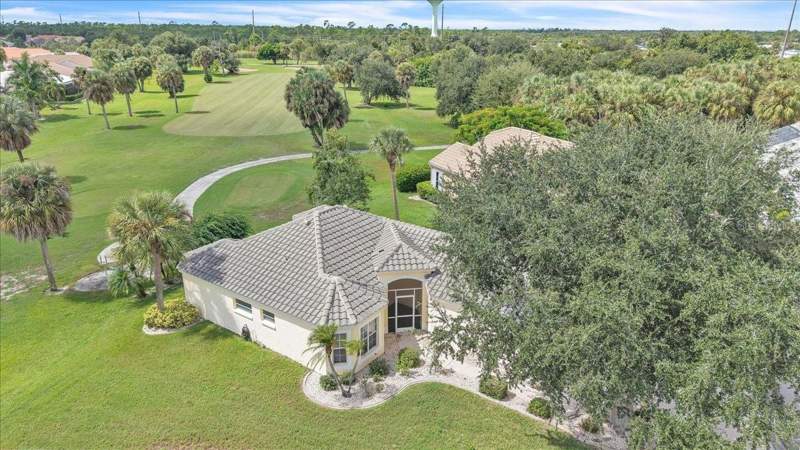 10322 ARROWHEAD DRIVE home for sale in Seminole Lakes
