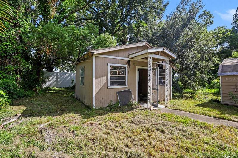 4 bedroom Single Family Residence at 2603 W Henry Avenue, Tampa, Tampa — photo 3