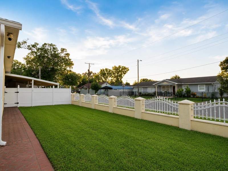 3 bedroom Single Family Residence at 6922 N Hale Avenue, Pinecrest Villa, Tampa — photo 2