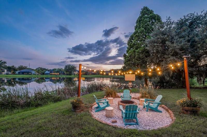 4 bedroom Single Family Residence at 6217 Kingbird Manor Drive, Fish Hawk Trails Unit 6, Lithia — photo 2