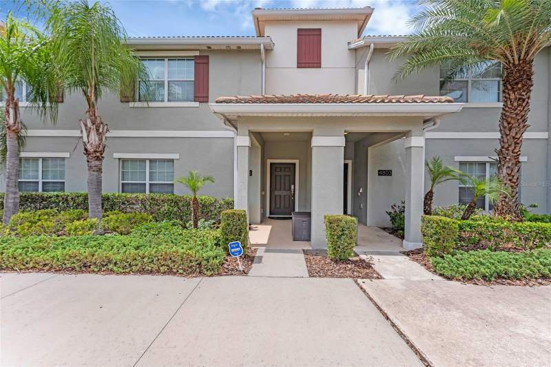 4 bedroom Townhouse at 4805 BRIER ROSE LANE, STOREY LAKE RESORT, KISSIMMEE — photo 1