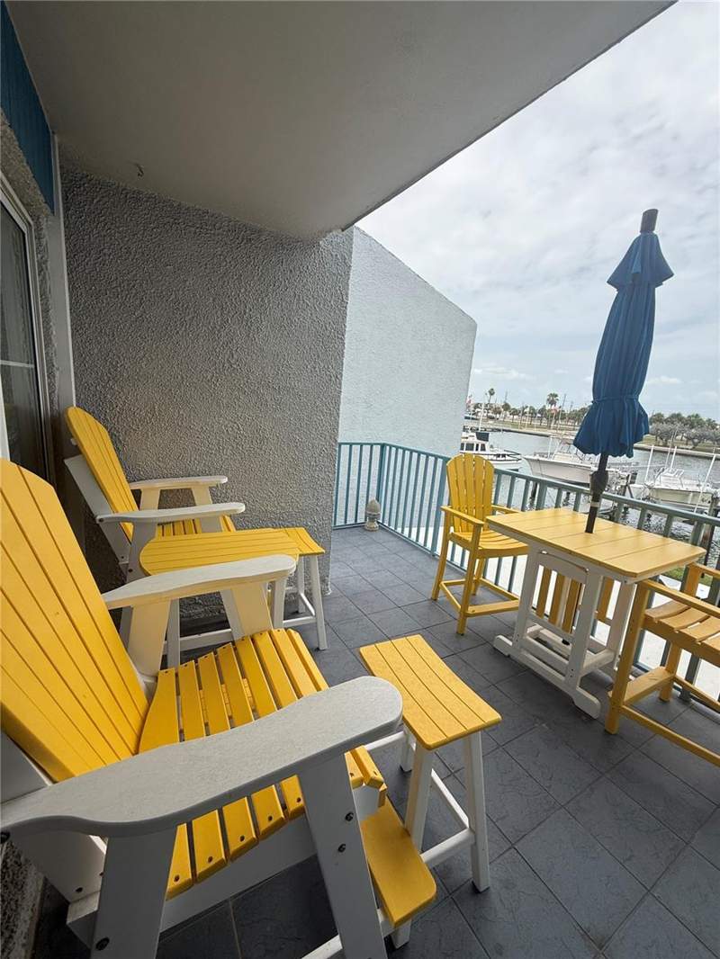 2 bedroom Townhouse at 315 Medallion Boulevard #H, Madeira Beach Yacht Club Condo, Madeira Beach — photo 5