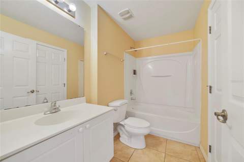 2764 Club Cortile Circle, Kissimmee FL - photo 16 of 27