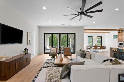 502 E Davis Boulevard, Tampa FL - photo 18 of 58