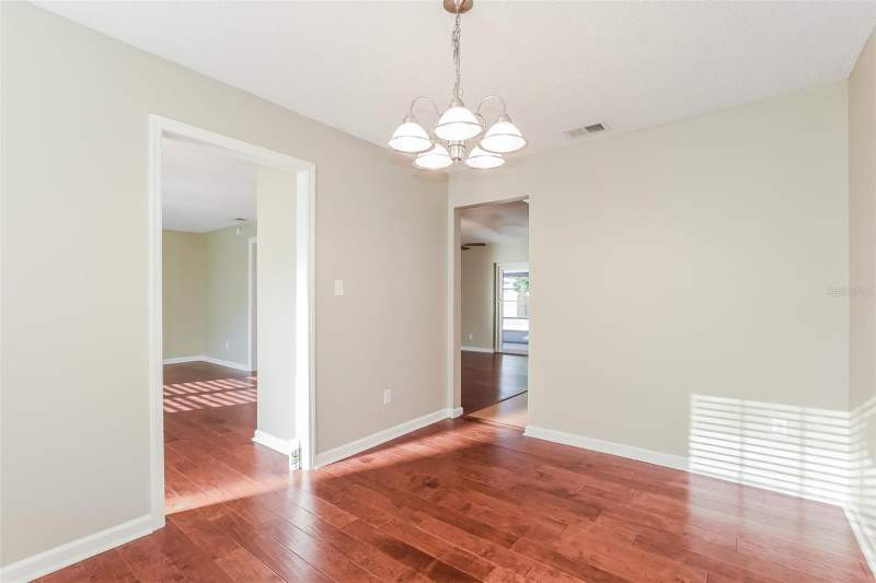 3 bedroom Single Family Residence at 5409 Albert Drive, Howell Branch Woods, Winter Park — photo 4
