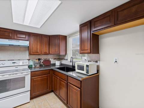 1023 Viking Drive, Holiday FL - photo 12 of 49