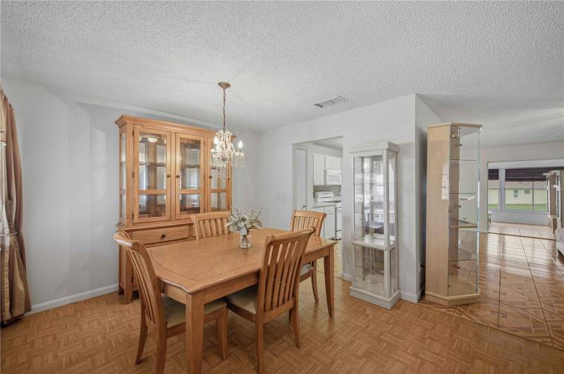2 bedroom Single Family Residence at 9649 SW 93rd Loop, On Top/World Ph I-A Sec 02A, Ocala — photo 3