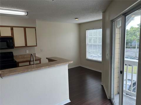 1083 S Hiawassee Road #635, Orlando FL - photo 7 of 31