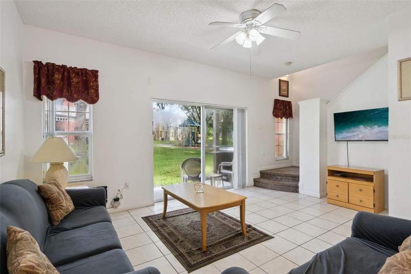 3 bedroom Townhouse at 8452 Crystal Cove Loop, Emerald Island Resort Ph 2, Kissimmee — photo 5