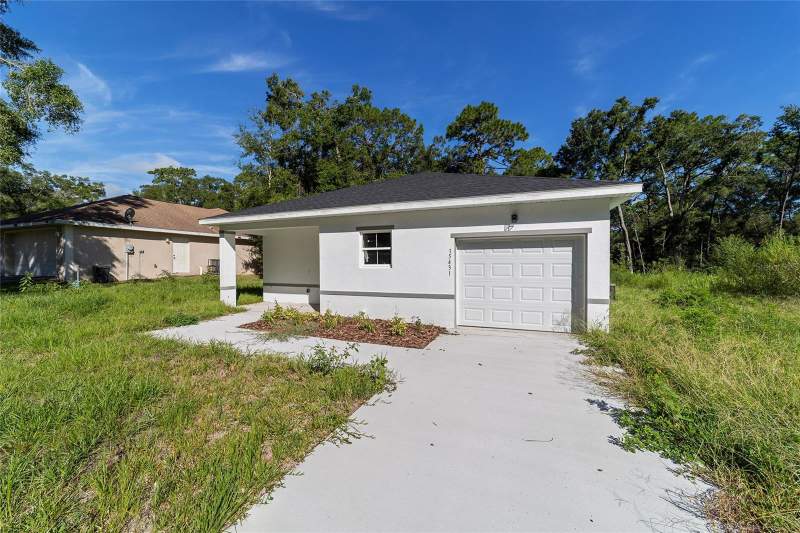 3 bedroom Single Family Residence at 15431 Southwest 41st Street Road, Rainbow Park Un 03, Ocala — photo 4