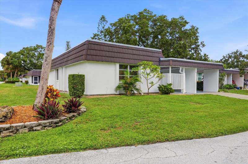 2 bedroom Villa at 3978 Overlook Bend Terrace #25, Glen Oaks Ridge Villas 1, Sarasota — photo 2