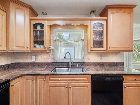 2100 McKinley Street, Clearwater FL - photo 21 of 55