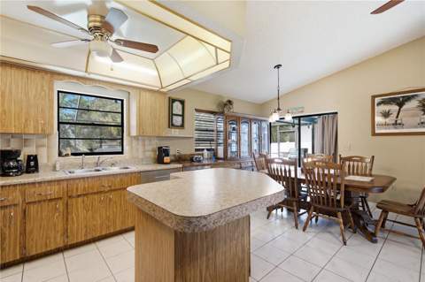 11423 Linden Drive, Spring Hill FL - photo 6 of 26
