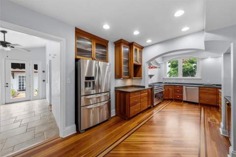 6010 17th Avenue, Gulfport FL - photo 14 of 56