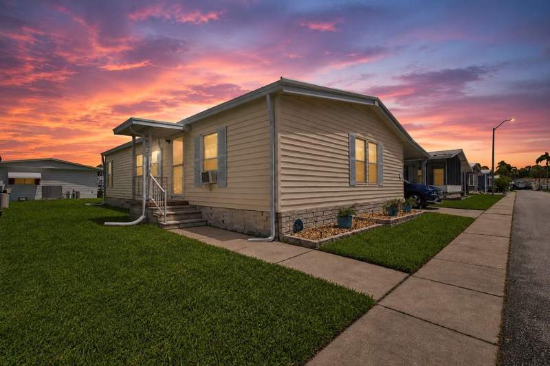 2 bedroom Manufactured Home at 56 Pelican Drive, Gull-Aire Village, Oldsmar — photo 2