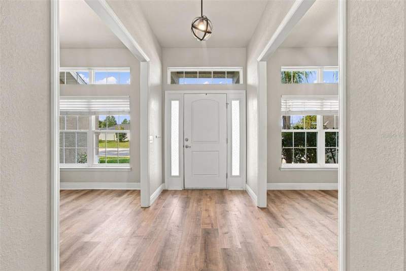 4 bedroom Single Family Residence at 12784 Sigmund Street, Plantation Palms, Spring Hill — photo 2