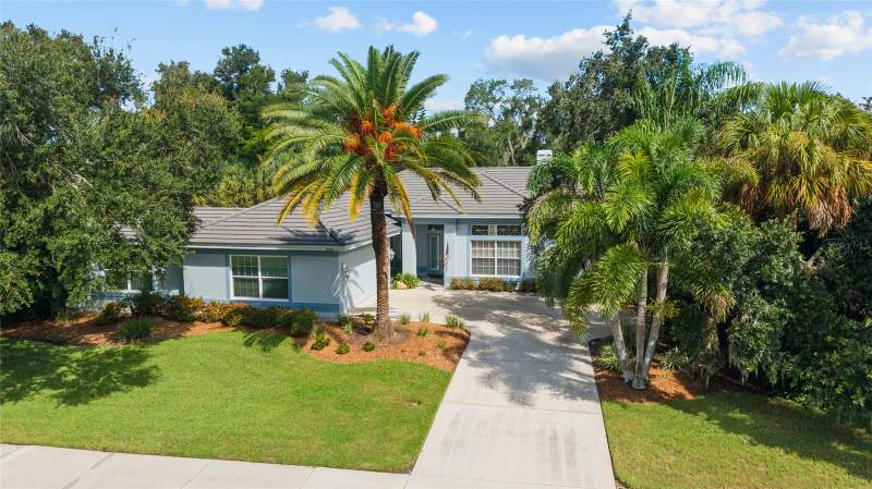 2686 DICK WILSON DRIVE home for sale in Laurel Oak Estates