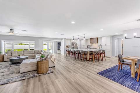 2339 Kings Point Drive, Largo FL - photo 6 of 6