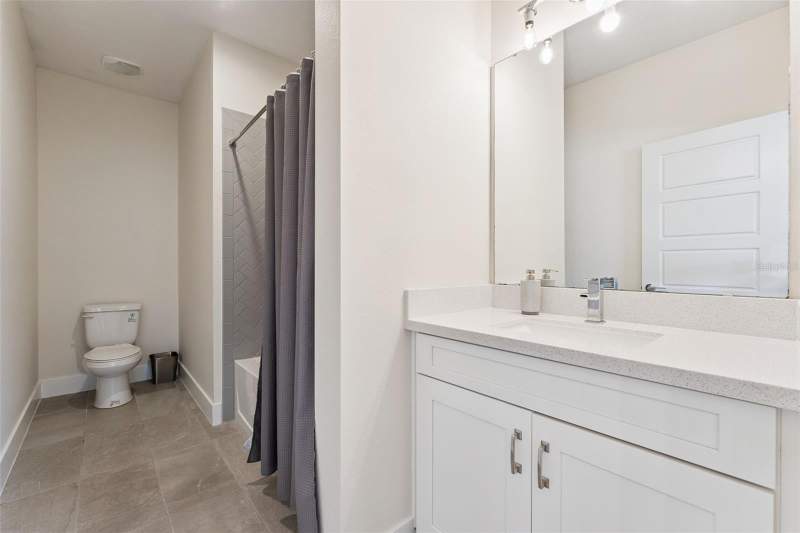 4 bedroom Single Family Residence at 12618 Snell Lane, Preserve At Laureate Park At Lake Nona, Orlando — photo 4