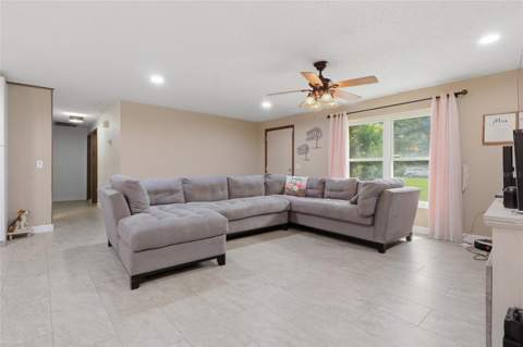 4741 Seaberg Road, Zephyrhills FL - photo 11 of 39