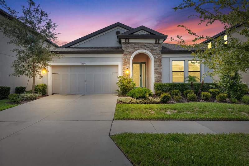 4 bedroom Single Family Residence at 12646 Shetland Walk Drive, B & D Hawkstone Ph 2, Lithia — photo 2