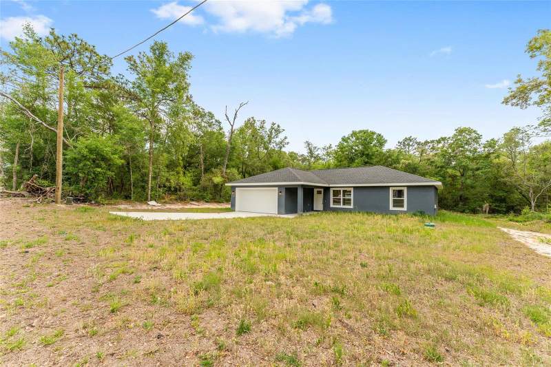 3 bedroom Single Family Residence at 10374 SE 126th Lane, Lake Weir Heights, Belleview — photo 4
