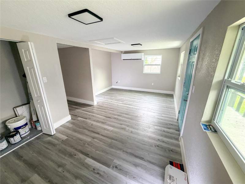 2 bedroom Single Family Residence at 8308 N Mulberry Street, Sulphur Spgs Add, Tampa — photo 5
