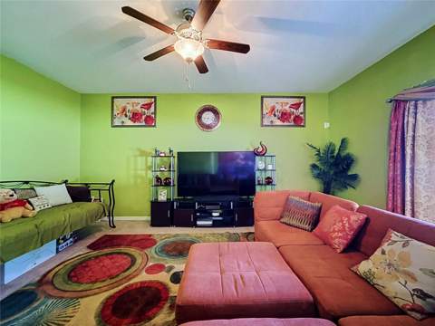 18607 Briar Oaks Drive, Hudson FL - photo 19 of 64