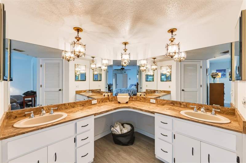 3 bedroom Single Family Residence at 9520 Lake Christina Lane, Embassy Hills, Port Richey — photo 5