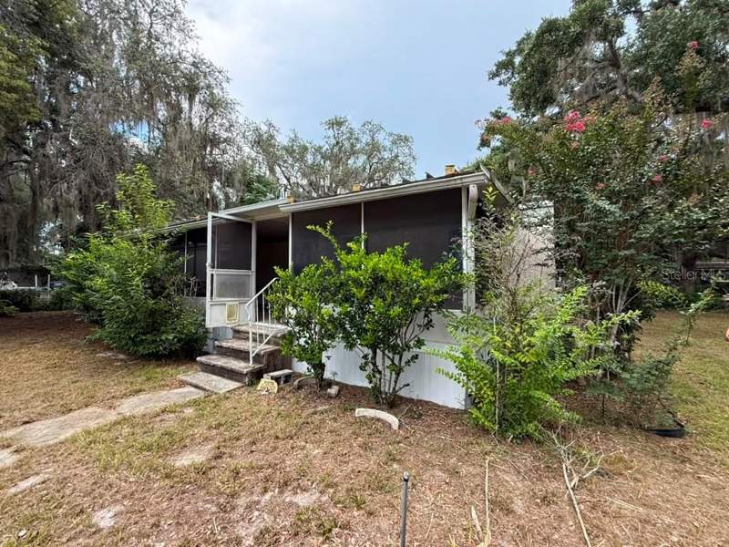 3 bedroom Mobile Home at 27416 Walnut Avenue, Okahumpka, Okahumpka — photo 5
