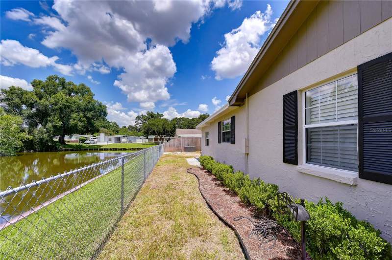 3 bedroom Single Family Residence at 2101 W Hamilton Avenue, Grove Park Estates, Tampa — photo 3