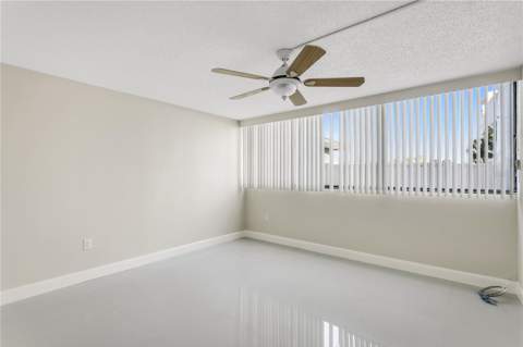 450 Treasure Island Causeway #104, Treasure Island FL - photo 17 of 36