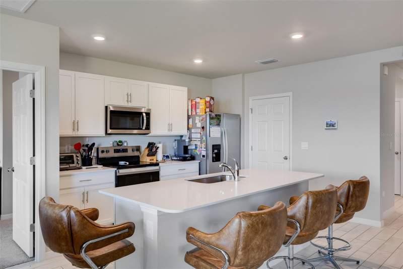 3 bedroom Single Family Residence at 2608 Table Coral Trail, Coral Bay Ph 2 & 3, North Fort Myers — photo 3