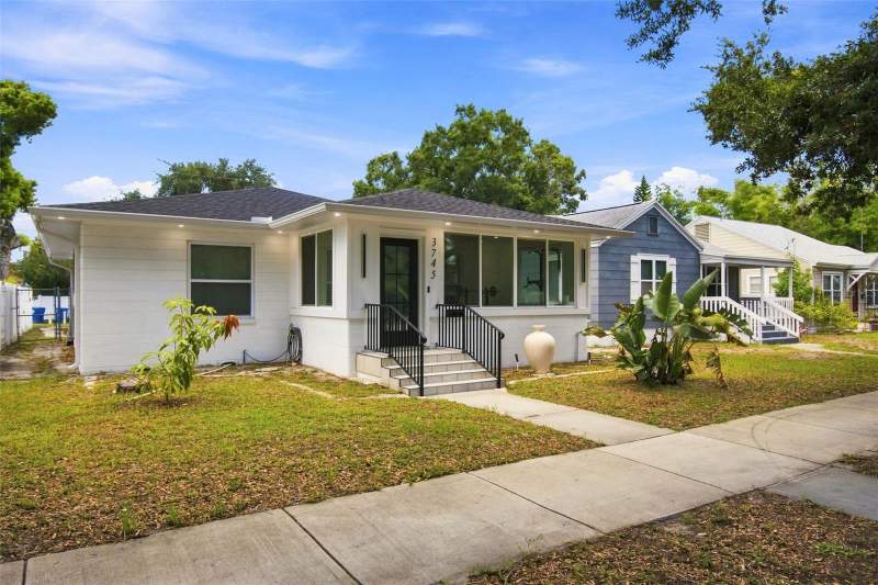 4 bedroom Single Family Residence at 3745 1st Avenue, Central Ave Heights, St Petersburg — photo 5