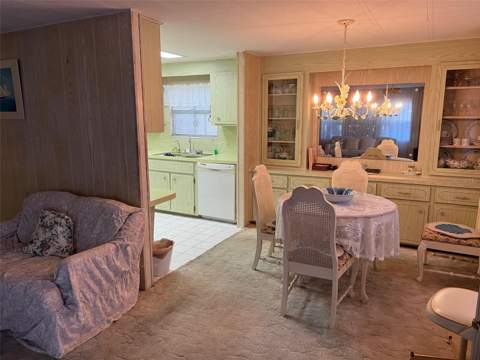 201 Royal Palm Circle, Largo FL - photo 10 of 28